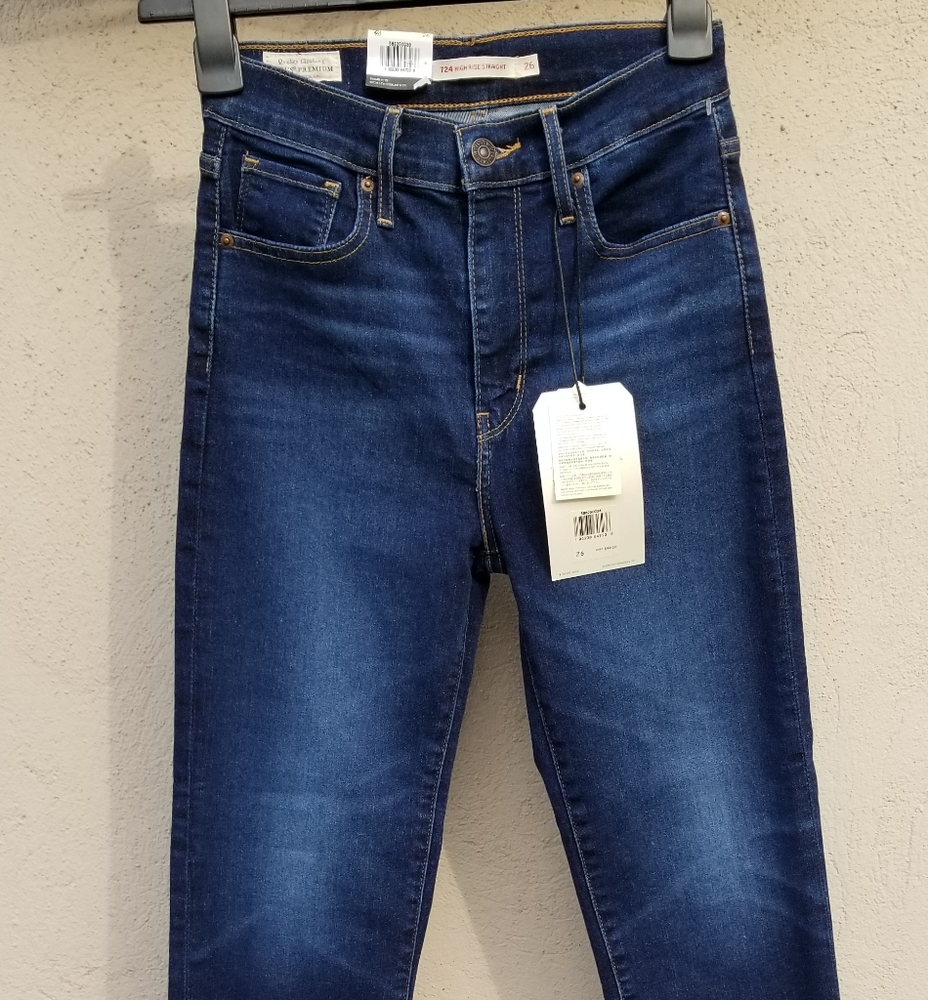 Levi's 724 High-Rise Straight Cropped